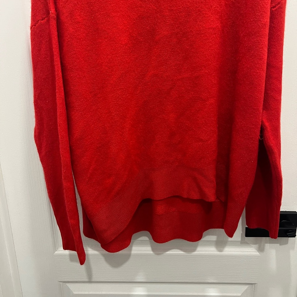Primark Women’s Vibrant Red Crewneck Sweater - Picture 7 of 7